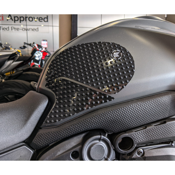 Eazi-Grip Eazi-Grip Ducati Monster 2021-2024 Black Tank Grips - EVO